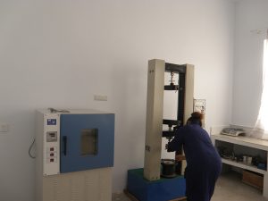 土(tǔ)工(gōng)合成材料試驗室1